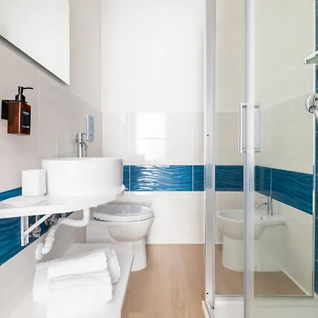 Πανσιόν Yourhome - Blue Marina