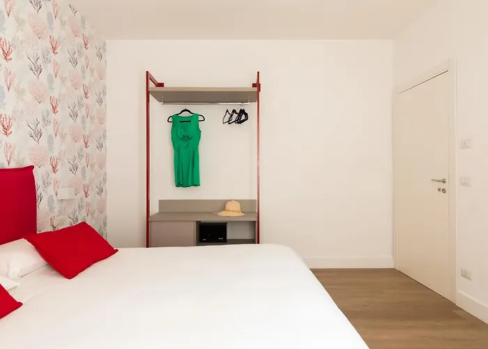 Yourhome - Blue Marina Pensjonat